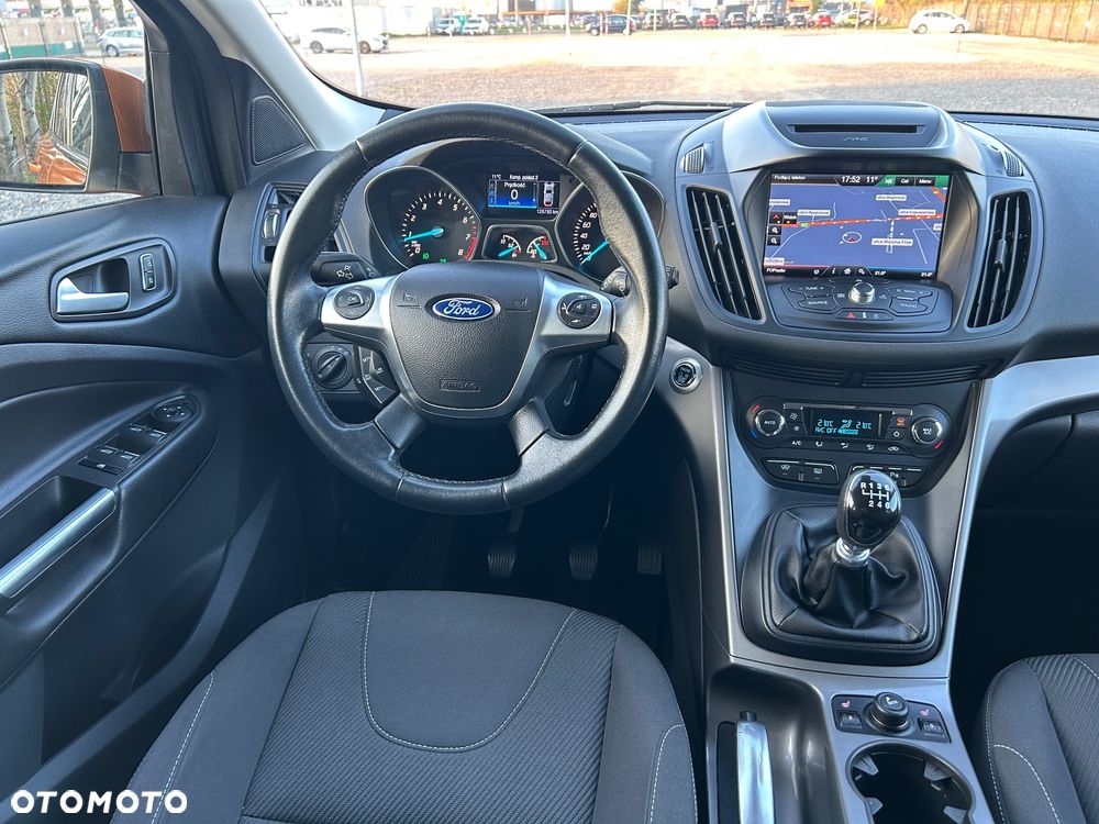 Ford Kuga 1.5 EcoBoost 2x4 Individual - 8