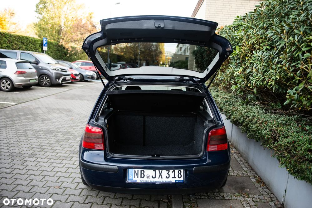 Volkswagen Golf 1.4 Comfortline - 6