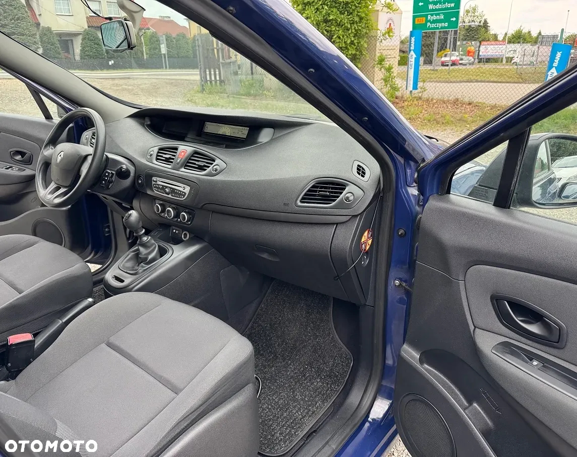 Renault Scenic - 27