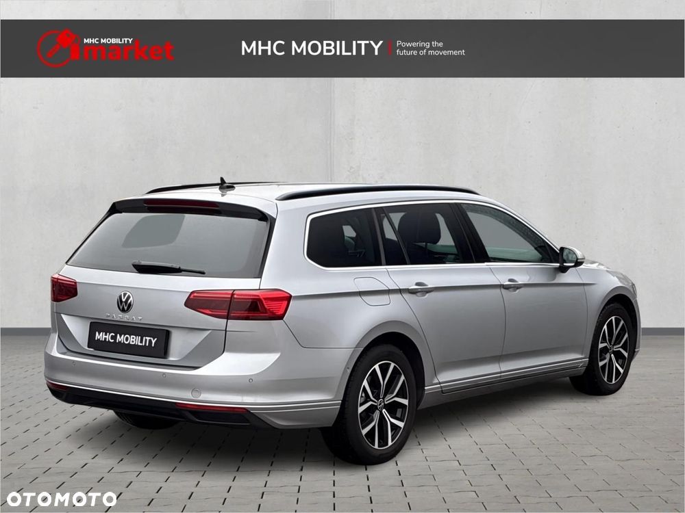 Volkswagen Passat 2.0 TDI EVO Business DSG - 6