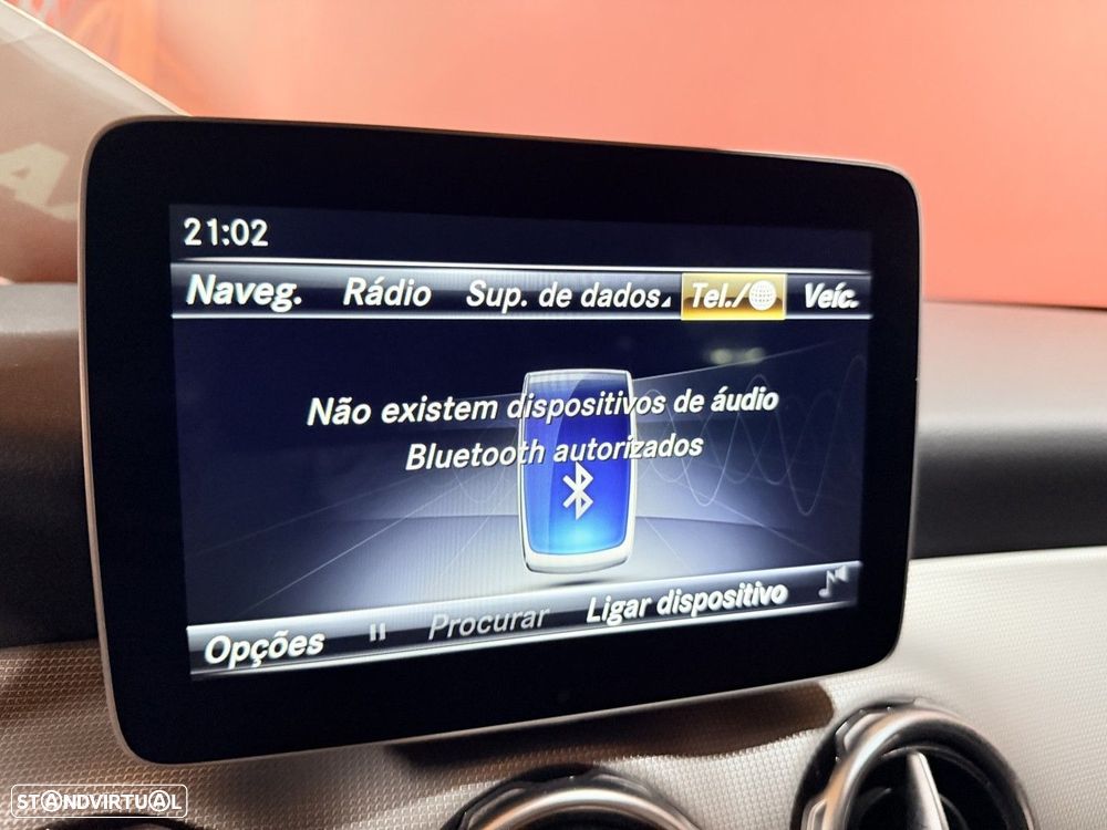 Mercedes-Benz GLA 180 Urban Aut. - 14