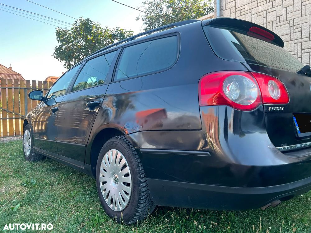 Volkswagen Passat 1.9 TDI Comfortline - 2