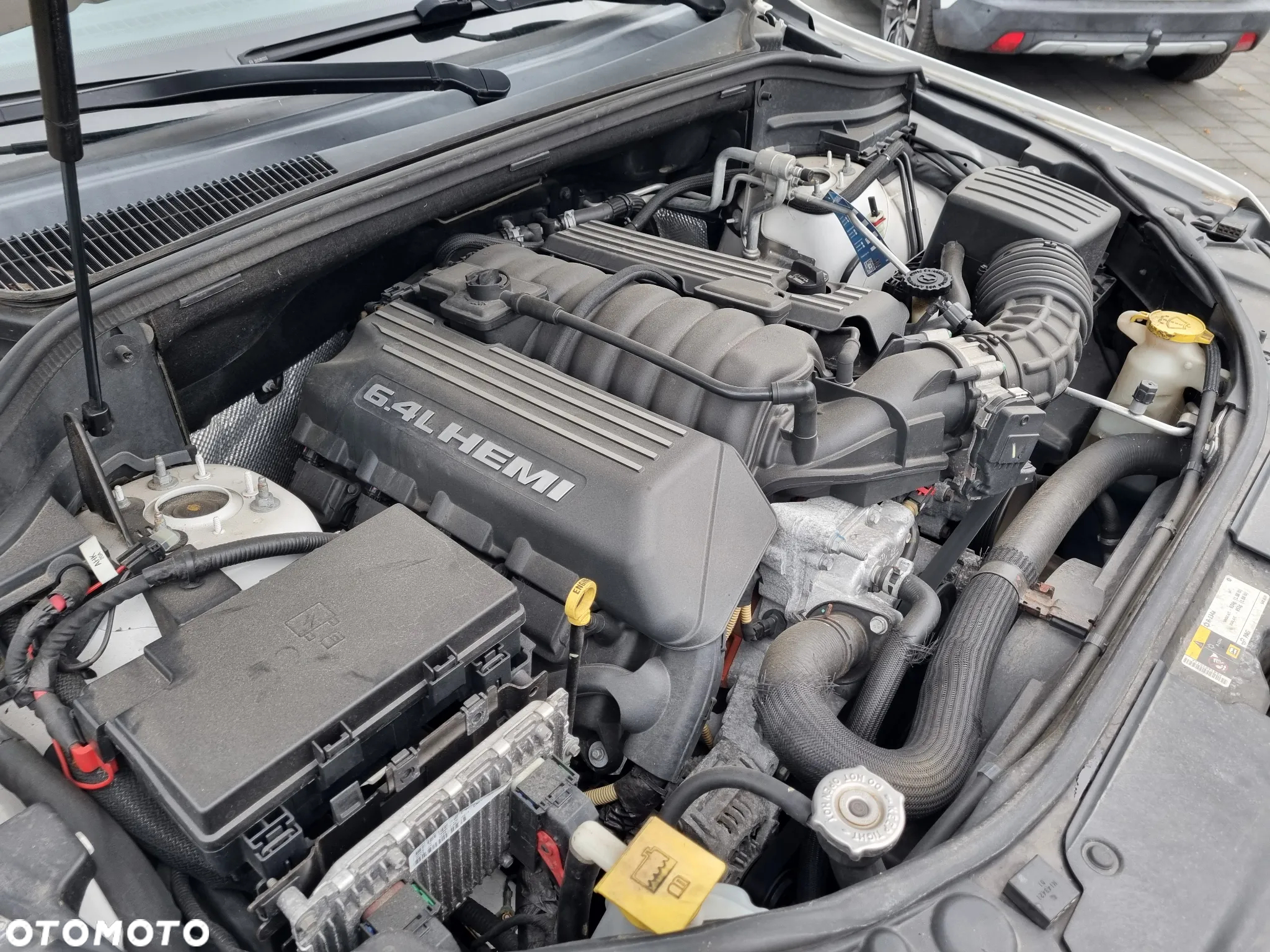 Jeep Grand Cherokee 6.4 V8 SRT8 - 8