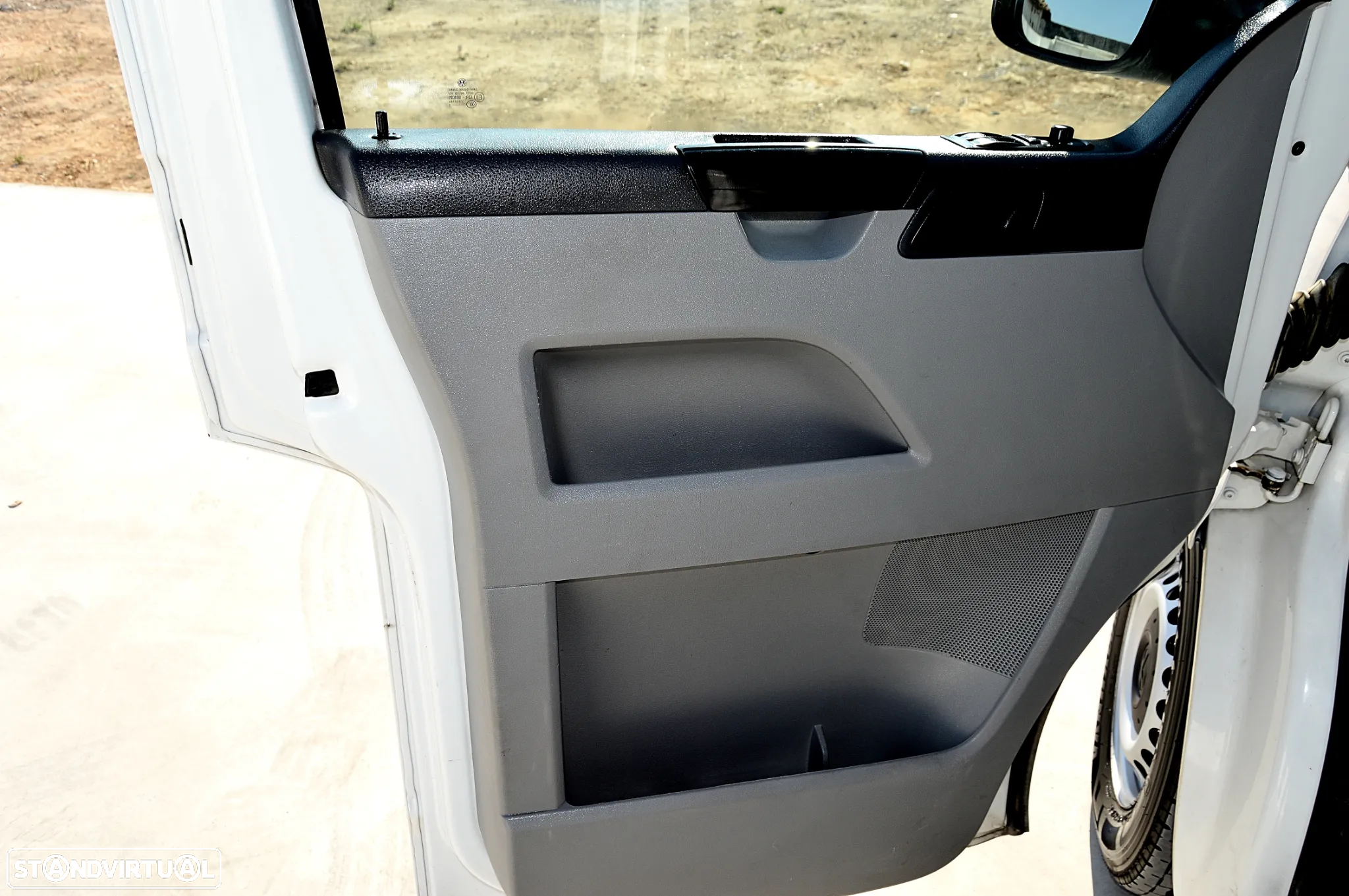VW Transporter Transport 2.0 TDi 114 Extra AC BlueMotion - 17