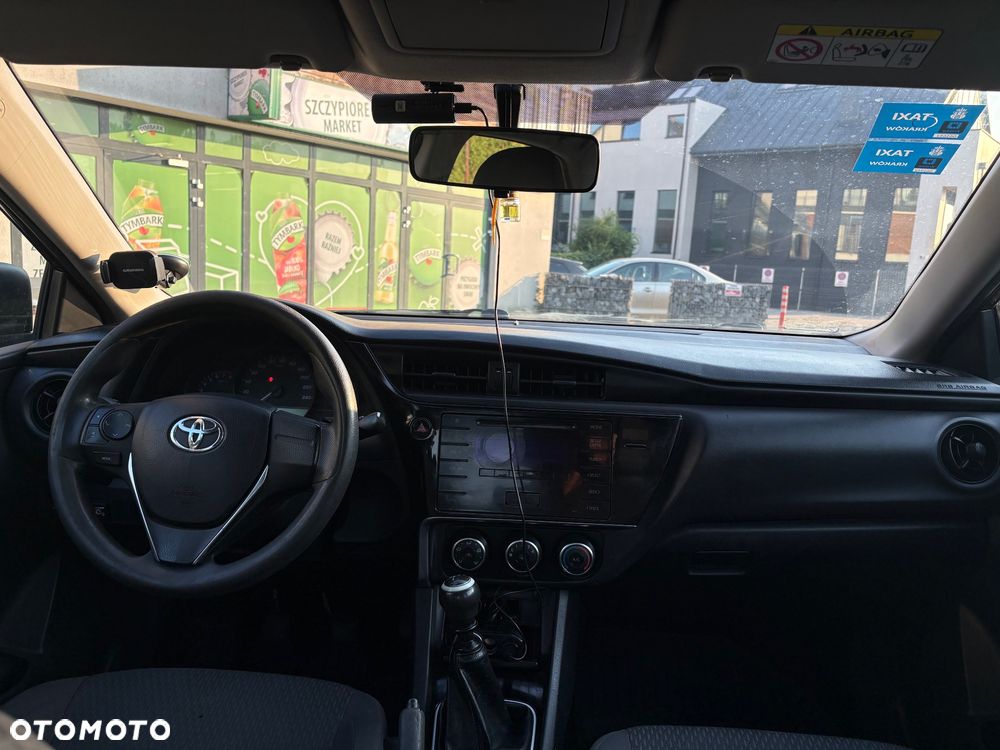 Toyota Corolla 1.6 Active - 9