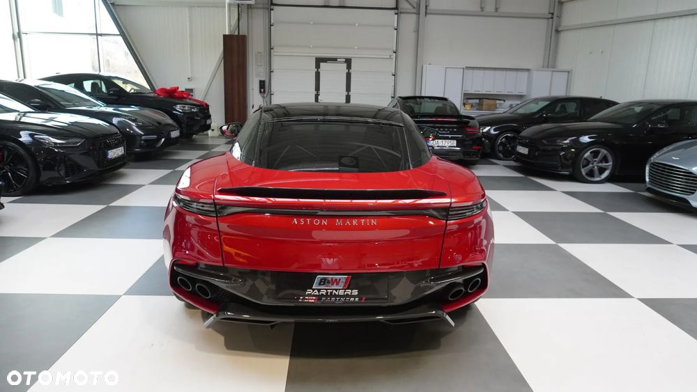 Aston Martin DBS Superleggera Standard - 16