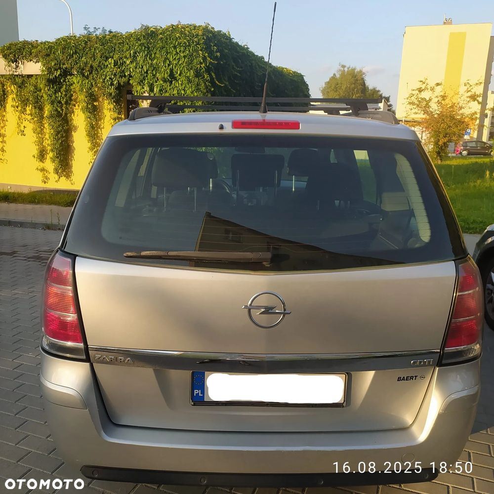 Opel Zafira 1.9 CDTI - 7