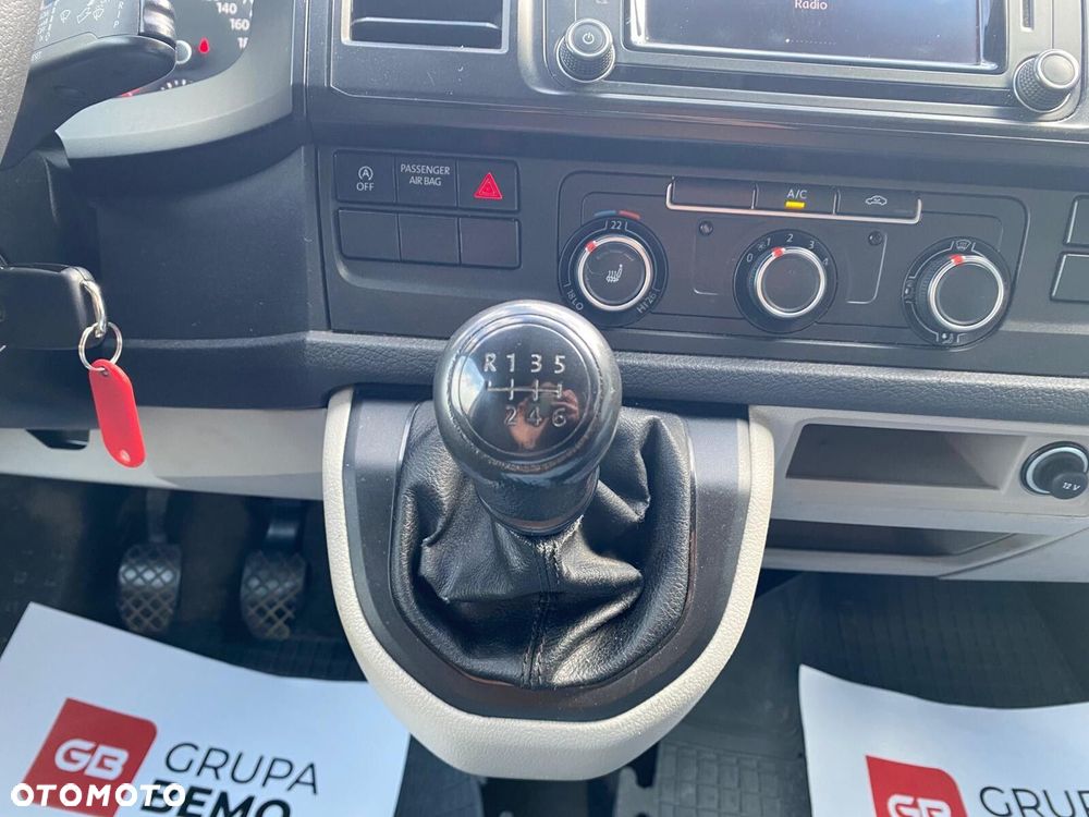 Volkswagen Transporter L2H1 - 19