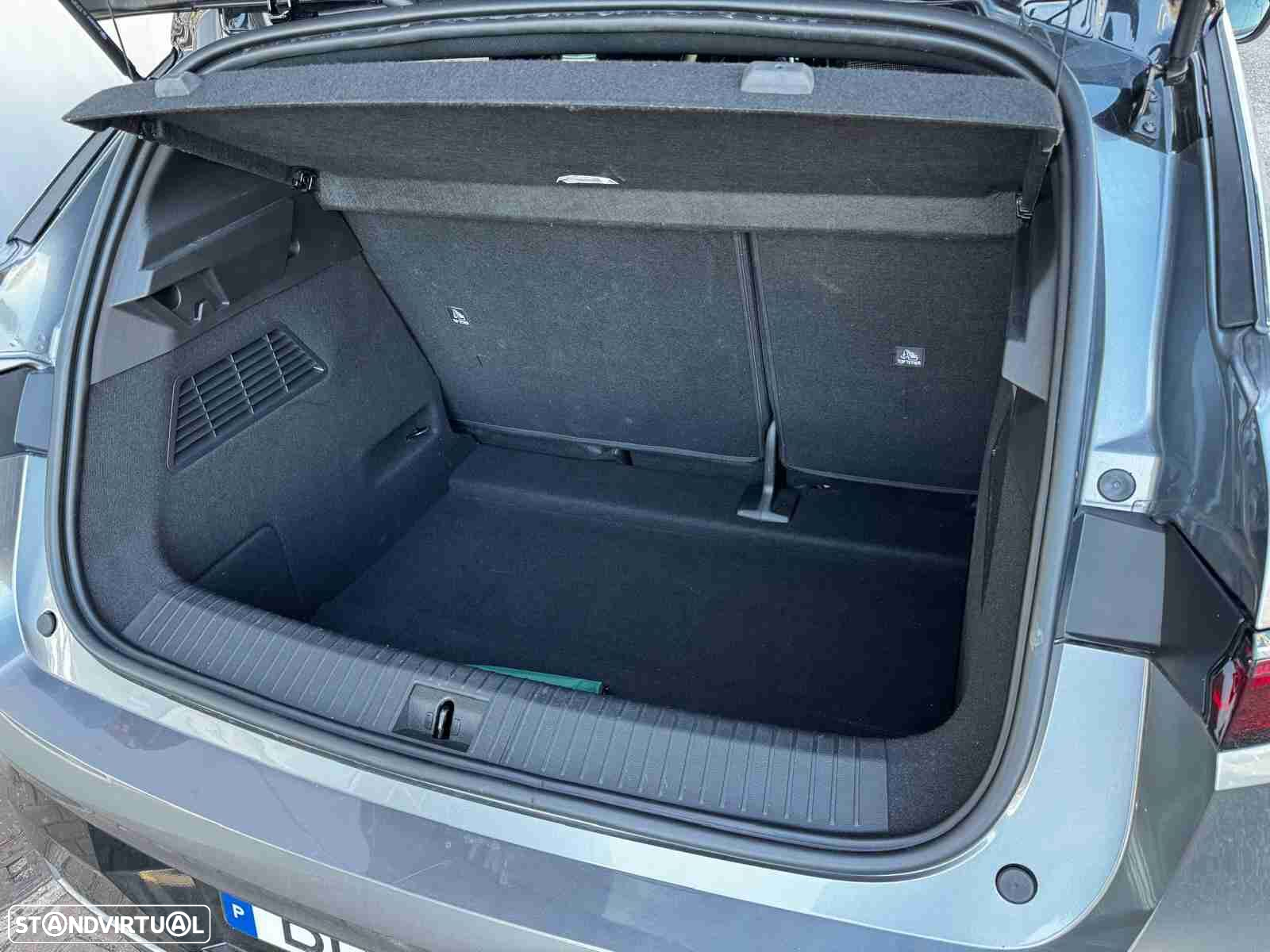 Renault Mégane E-Tech - 4