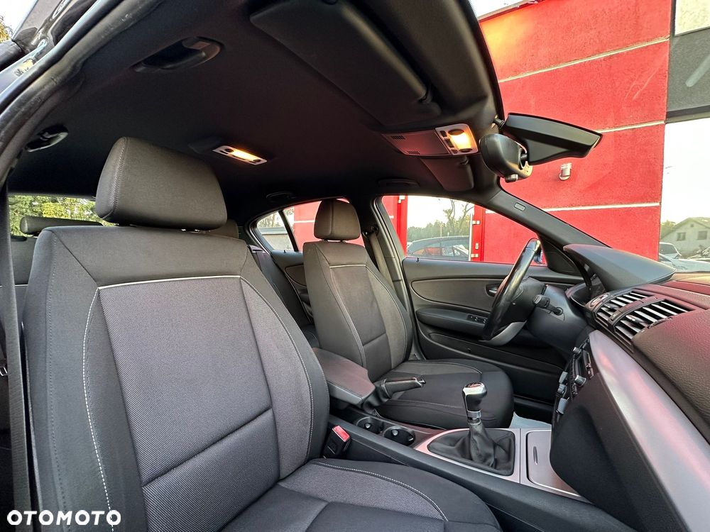 BMW Seria 1 116i - 27