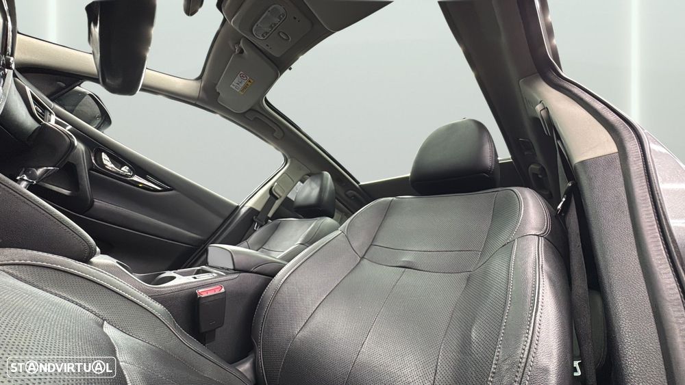 Nissan Qashqai 1.5 dCi TEKNA - 13