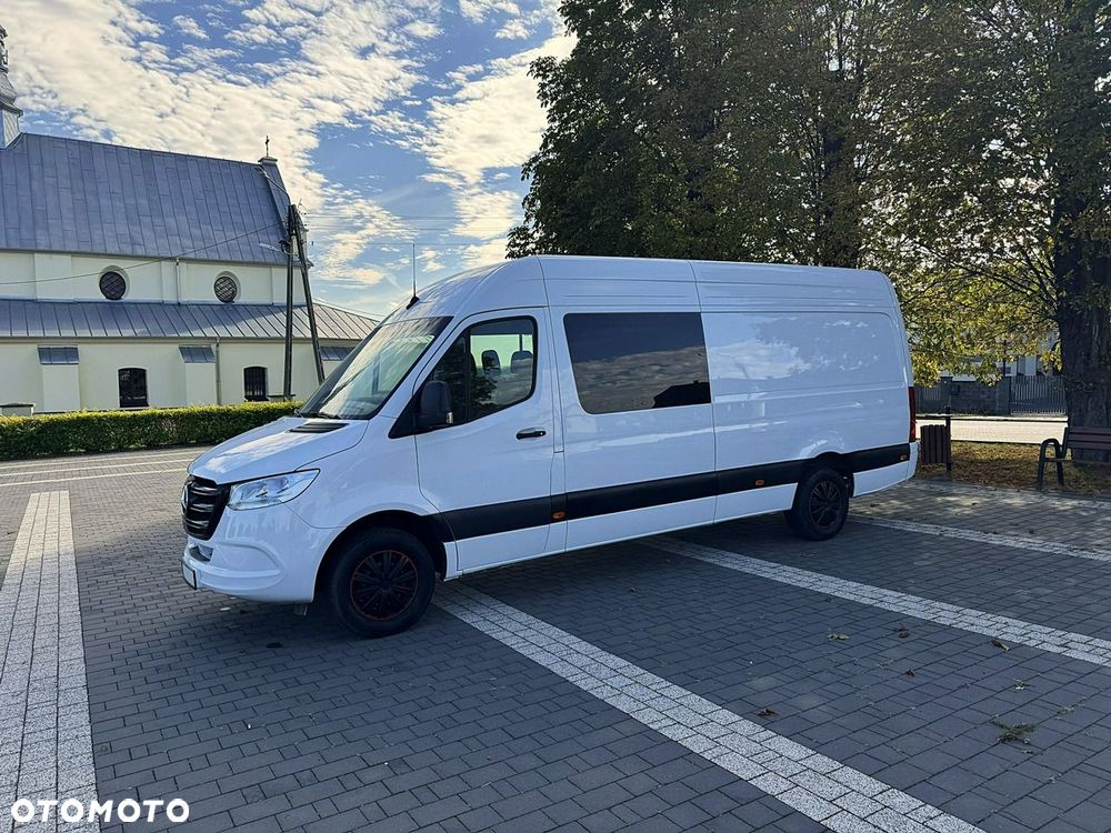 Mercedes-Benz Sprinter - 13