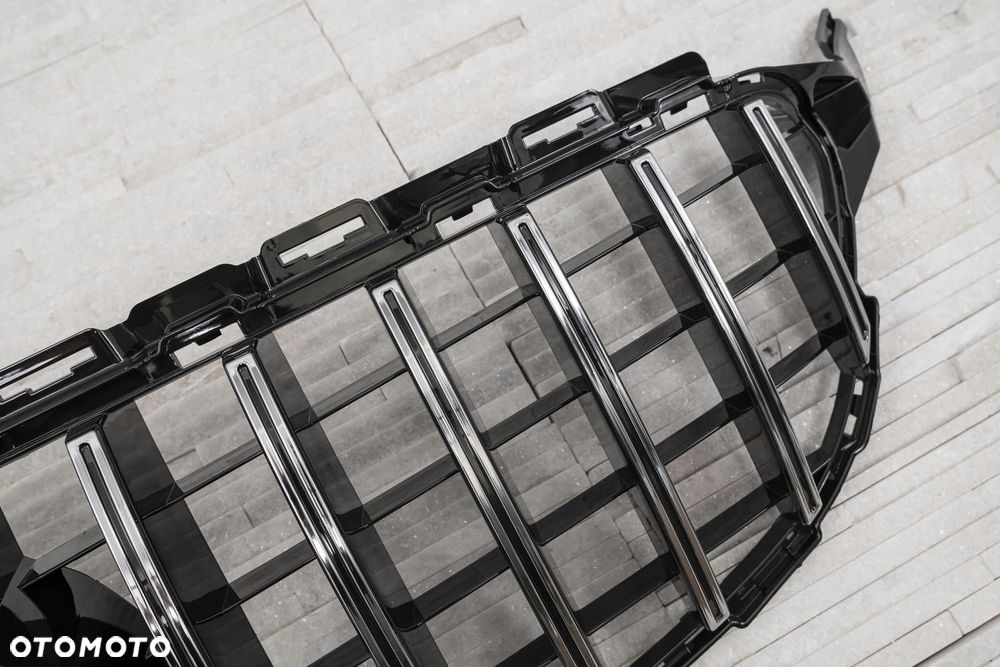 mercedes c-class w205 2019+ z kamerą grill gt panamericana srebrny - 8