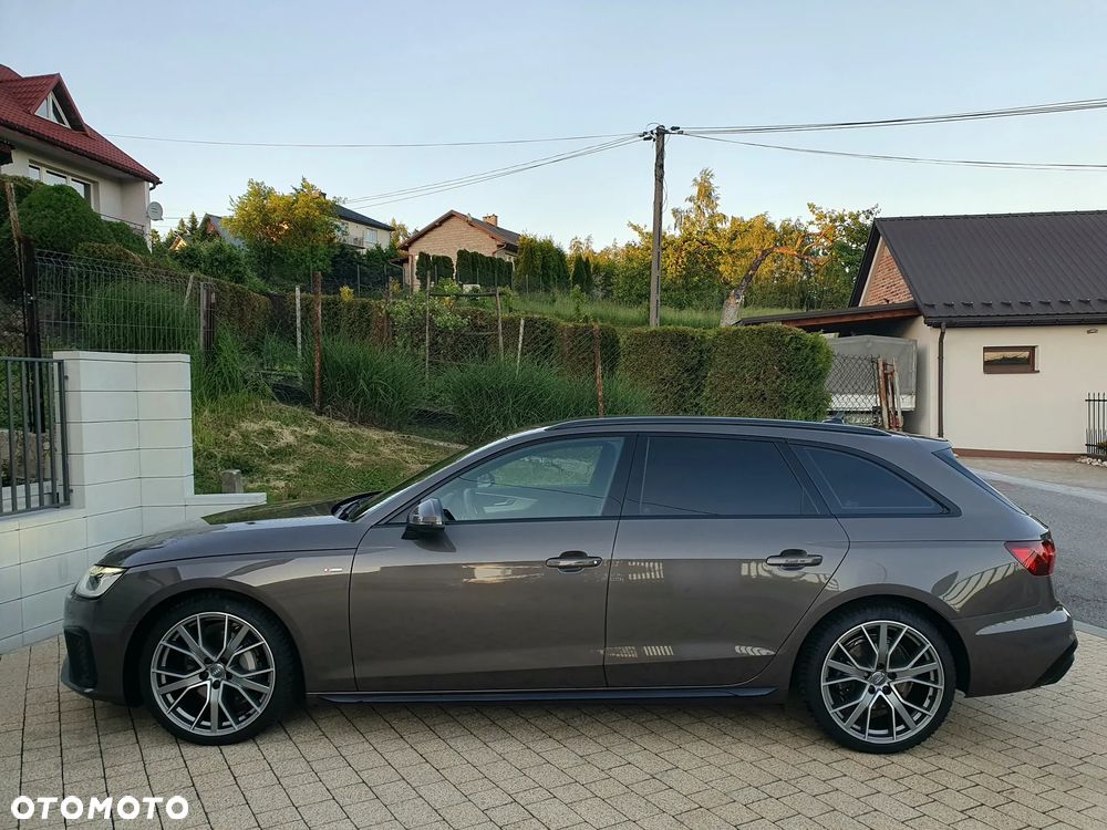 Audi A4 Avant 40 TDI quattro S tronic S line - 11