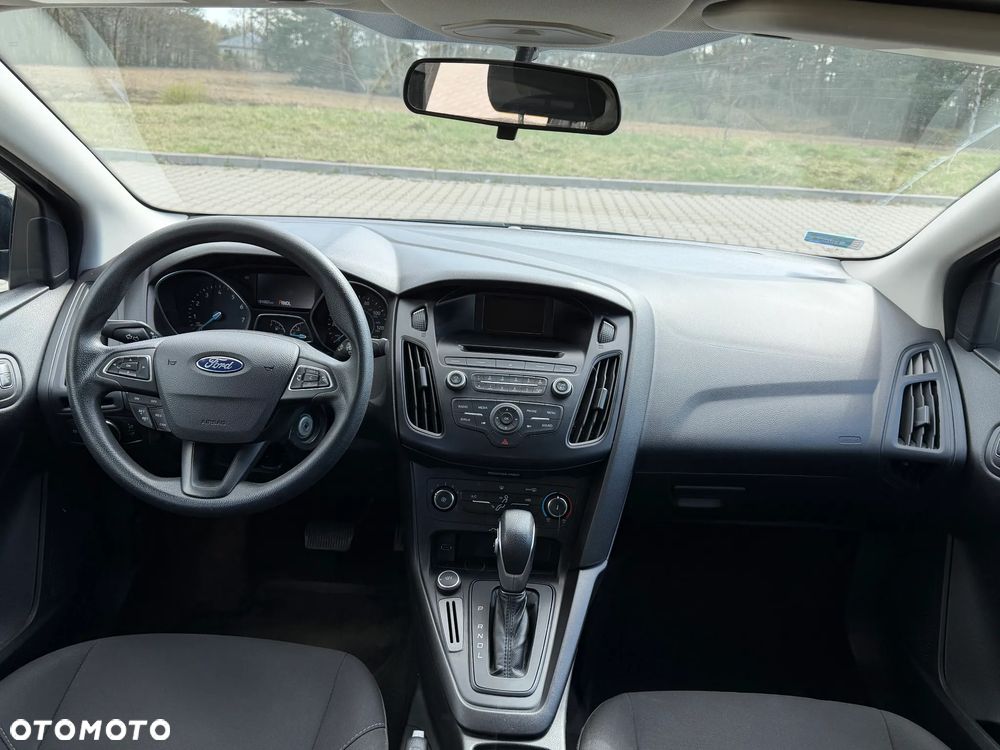 Ford Focus - 17