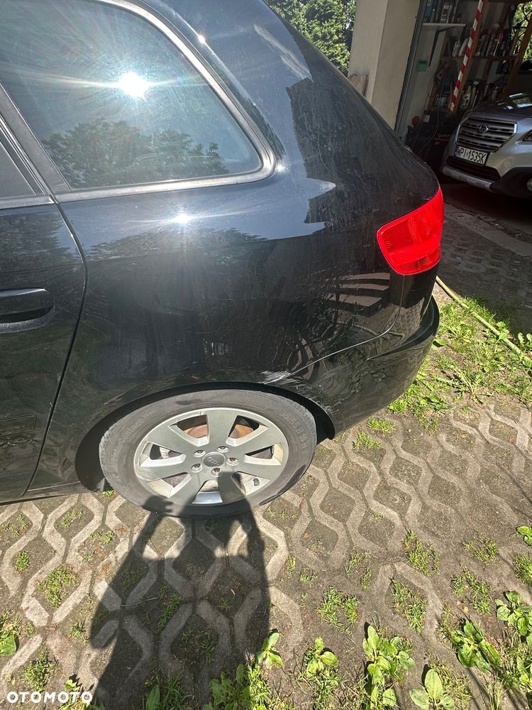 Audi A3 Sportback 1.6 FSI Ambiente - 5
