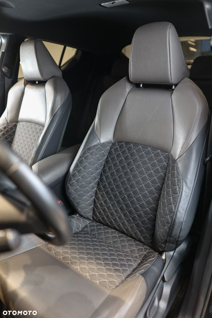 Toyota C-HR - 9