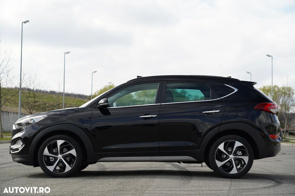 Hyundai Tucson 2.0 CRDI 4WD Automatik Advantage - 18