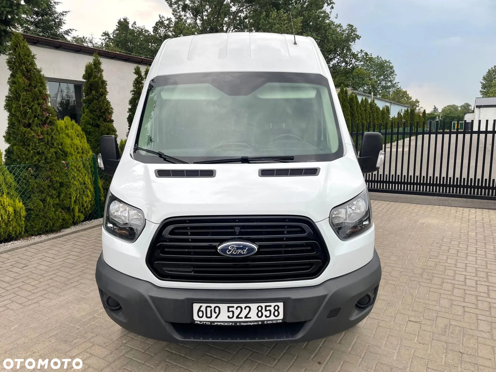 Ford Transit - 23