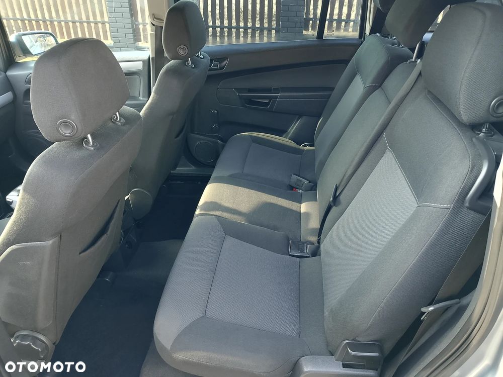 Opel Zafira 1.8 Edition 111 Jahre - 11