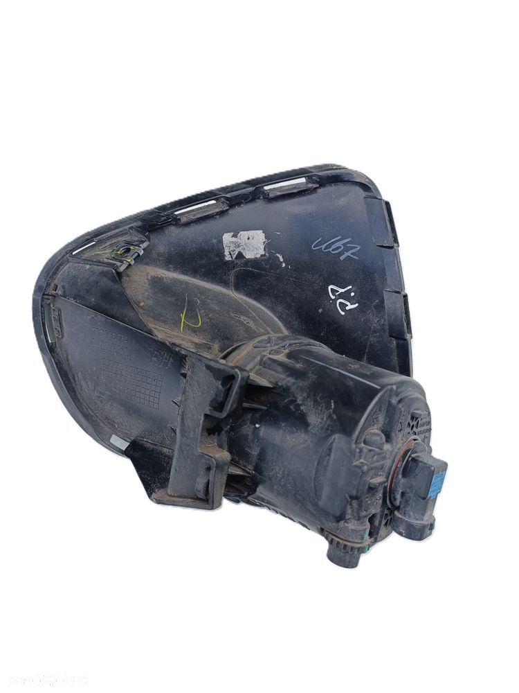TOYOTA AVENSIS T27 LIFT T29 15-18 2015 r. halogen z kratką prawy przód PP 81481-05040 * - 3