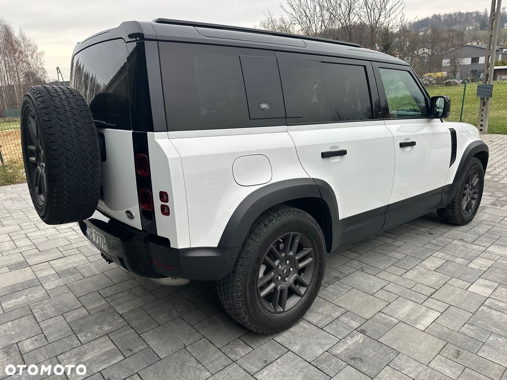 Land Rover Defender 110 D240 S - 26