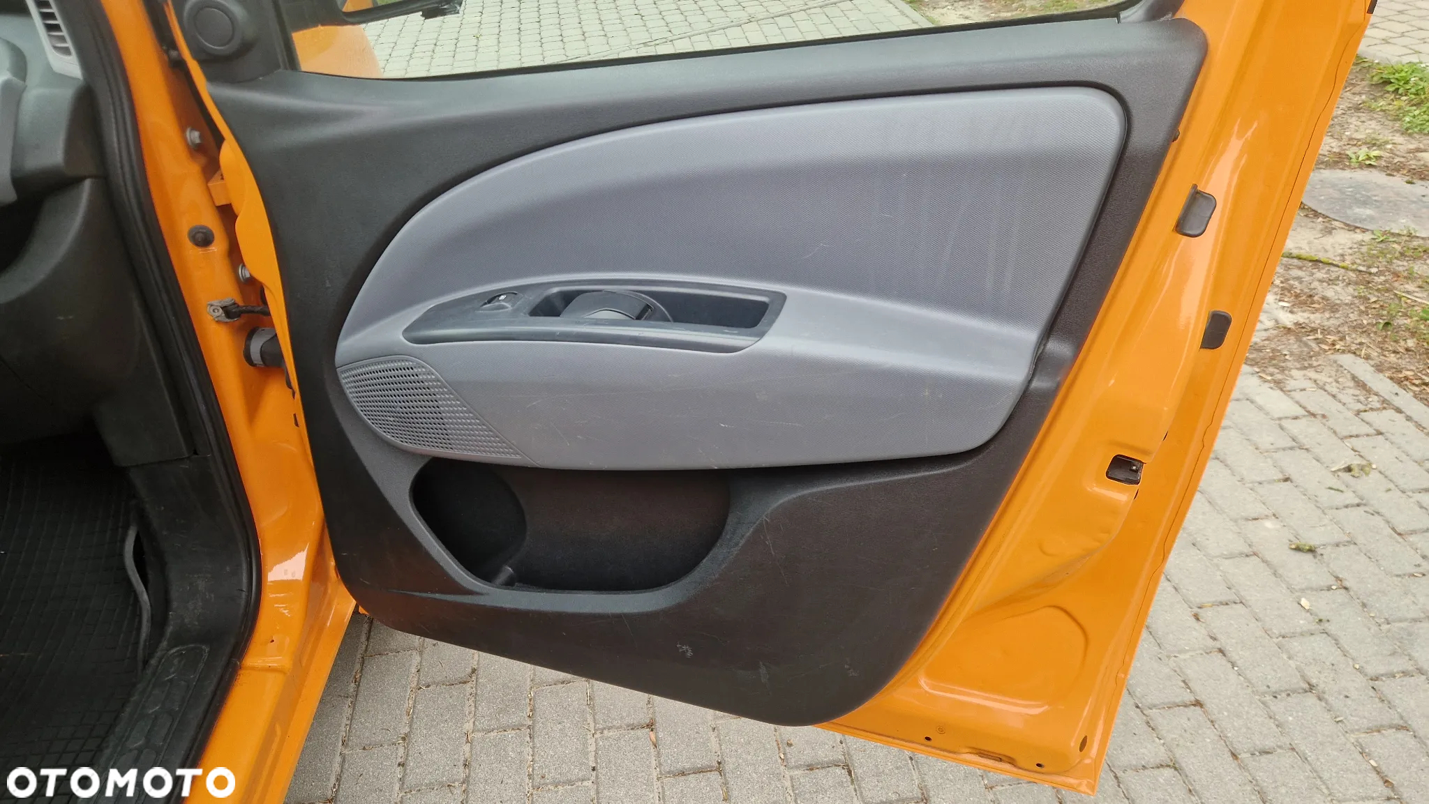 Opel Combo 1.6 CDTI L1H2 Easytronic Selection - 26