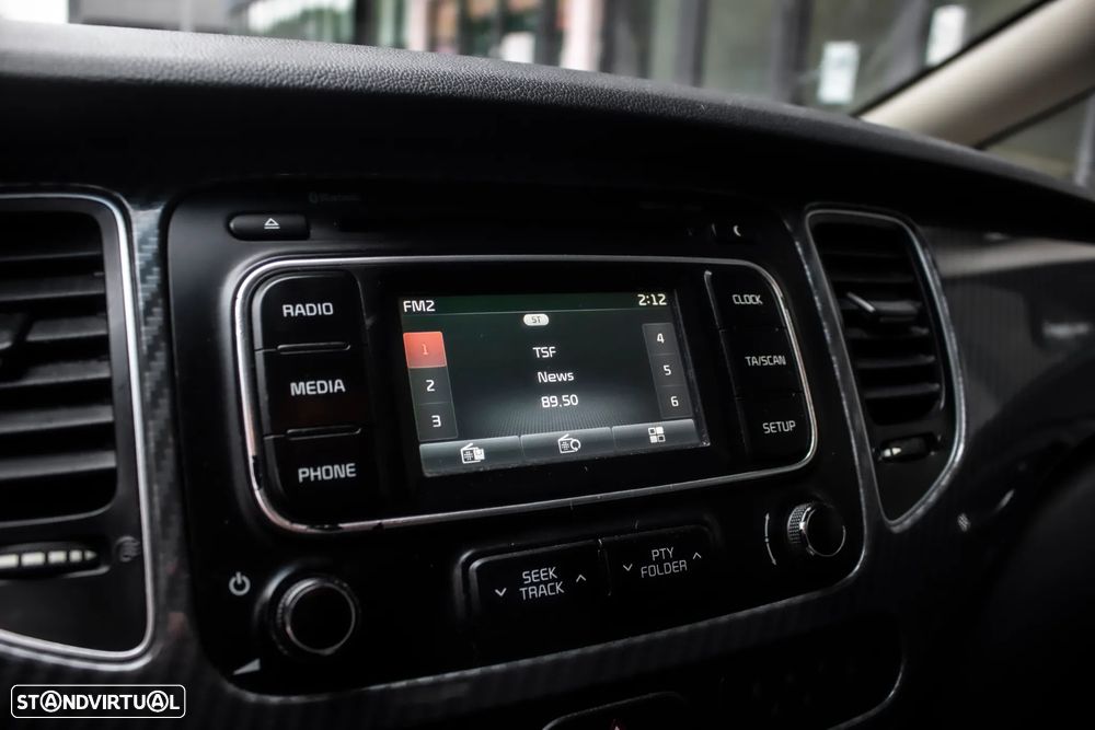 Kia Carens 1.7 CRDi ISG EX - 38