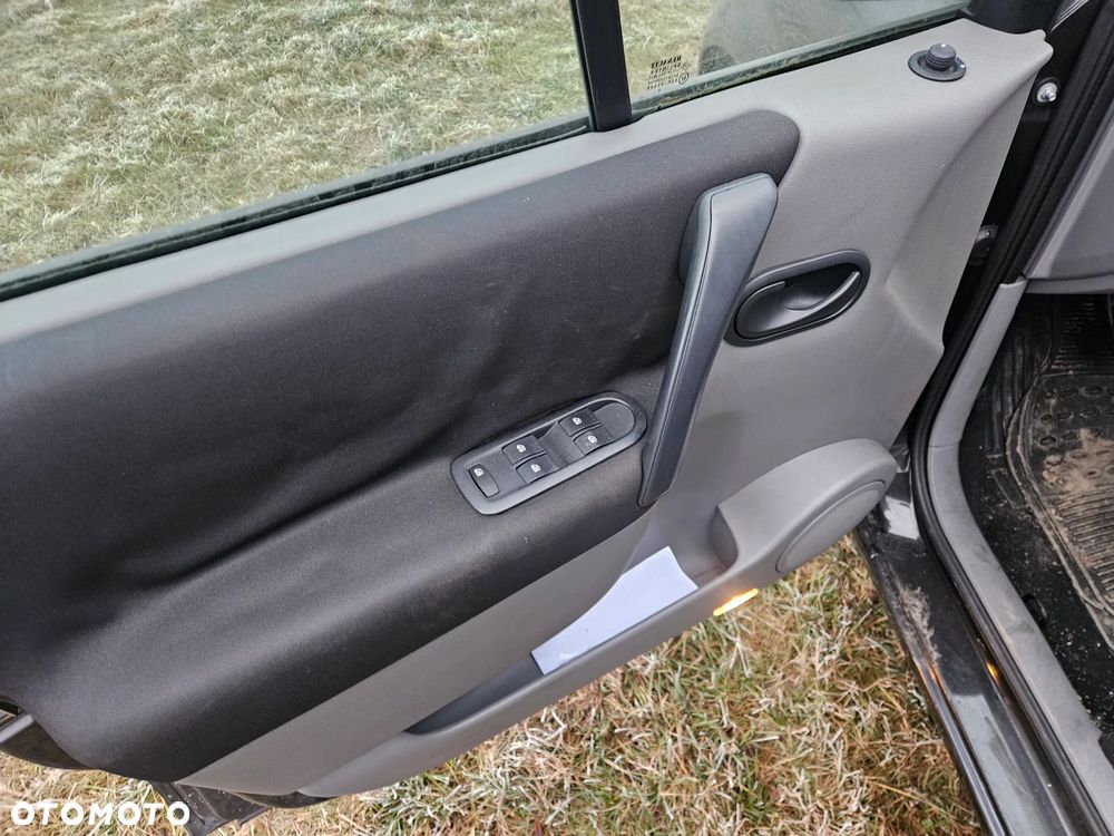 Renault Scenic 1.6 16V EXpression - 22