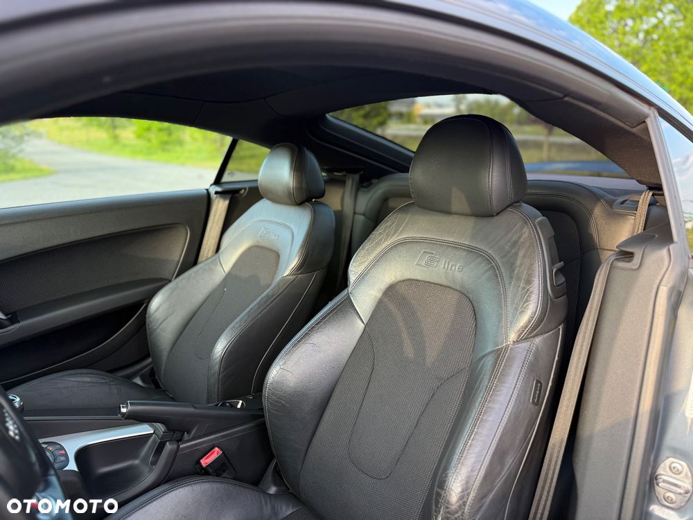 Audi TT Coupé - 22