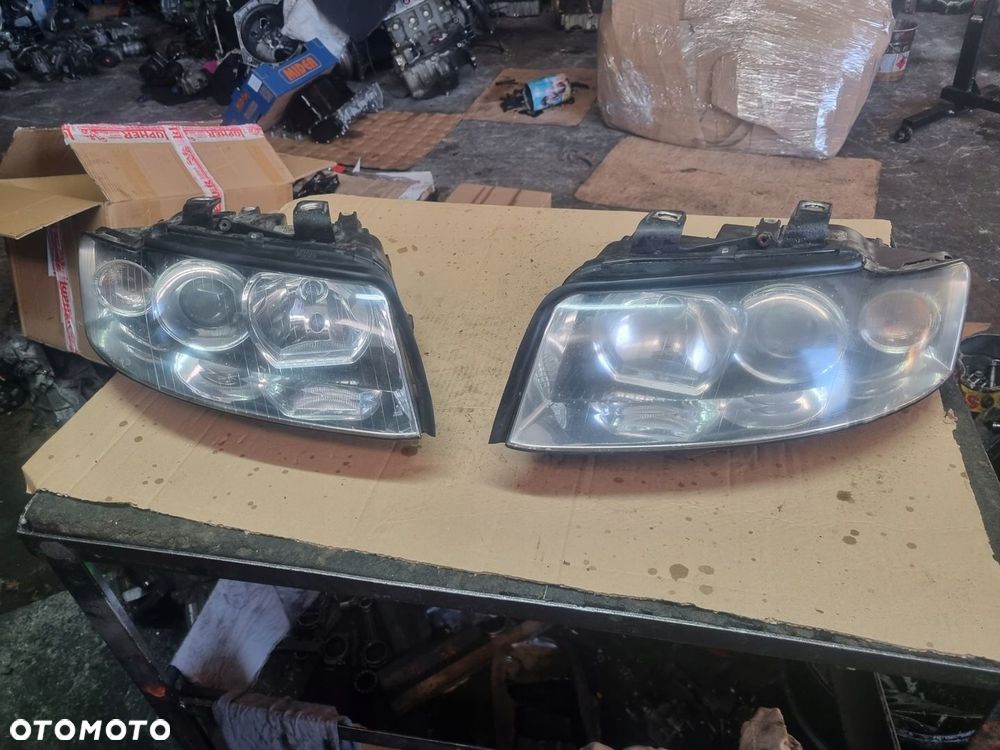 Lampa lewa przód Audi A4 B6 8E0941030C - 1