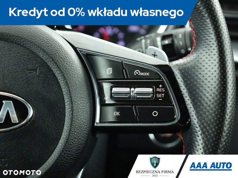 Kia Ceed - 13