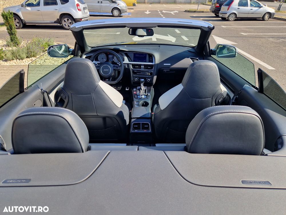 Audi S5 Cabrio - 13