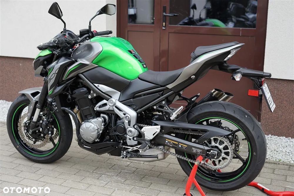 Kawasaki Z 900 - 19