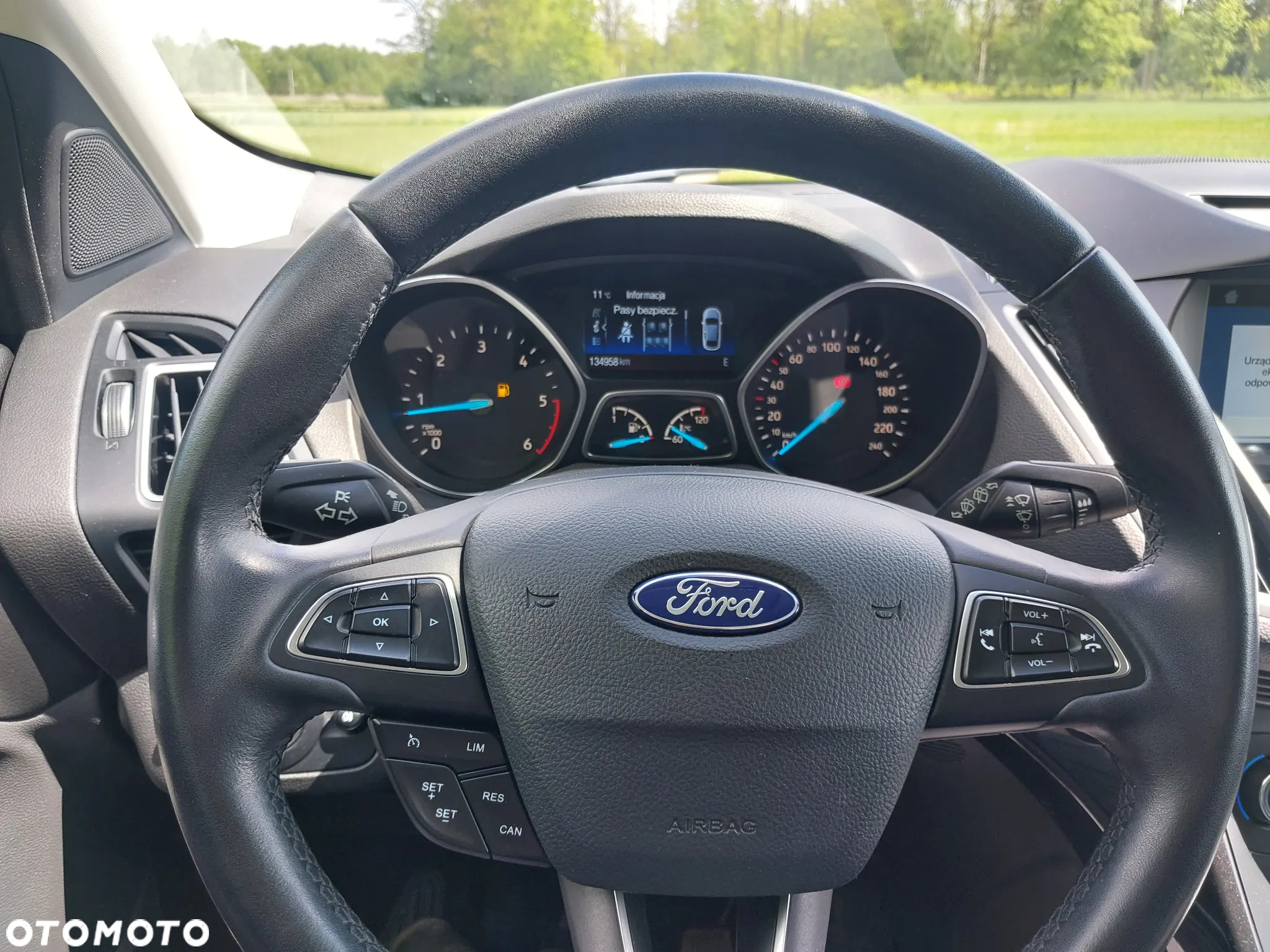 Ford Kuga - 16