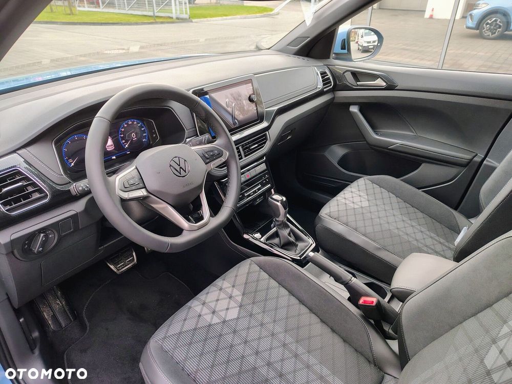 Volkswagen T-Cross - 12