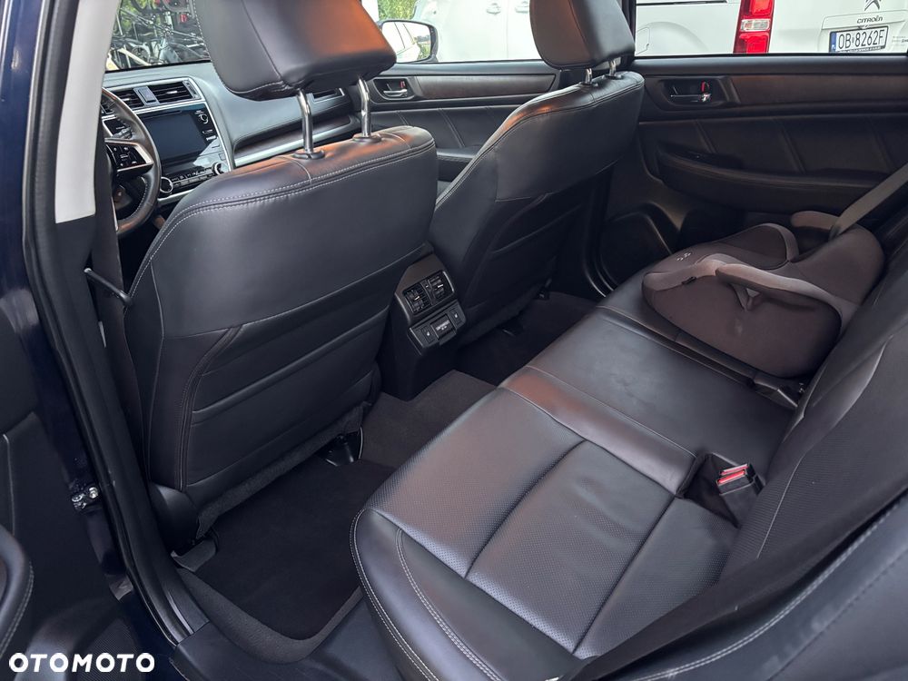 Subaru Legacy - 19