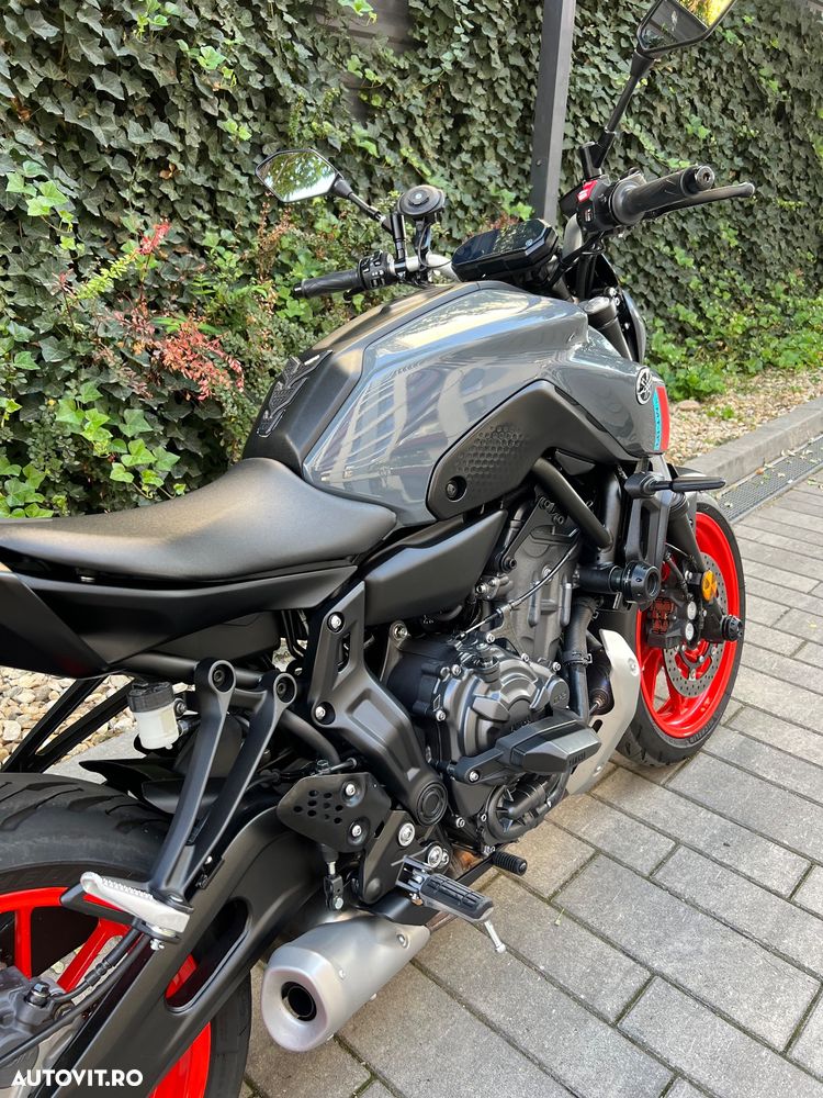 Yamaha MT-07 - 13
