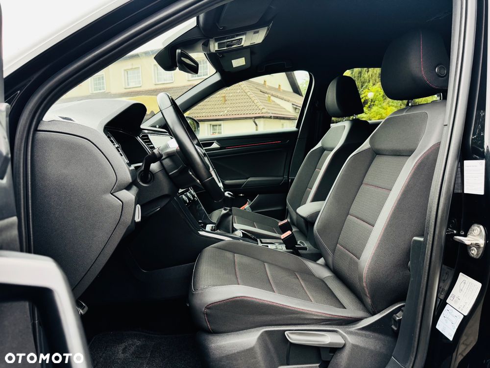 Volkswagen T-Roc 1.5 TSI OPF R-Line - 23