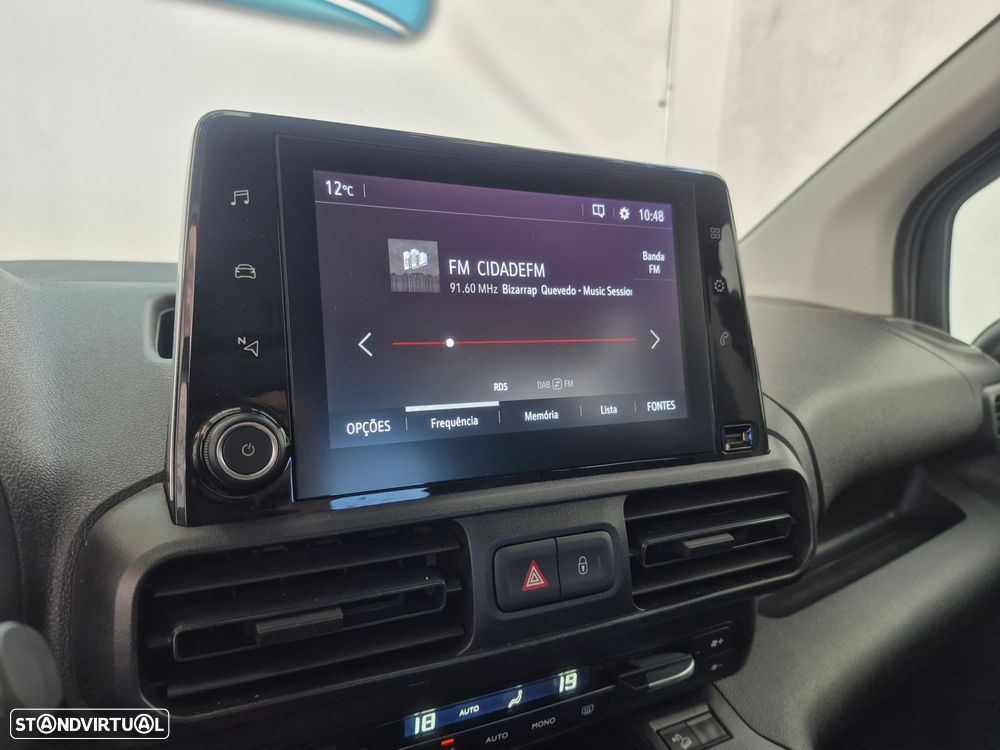 Opel Combo 1.2 L1H1 Innovation - 19