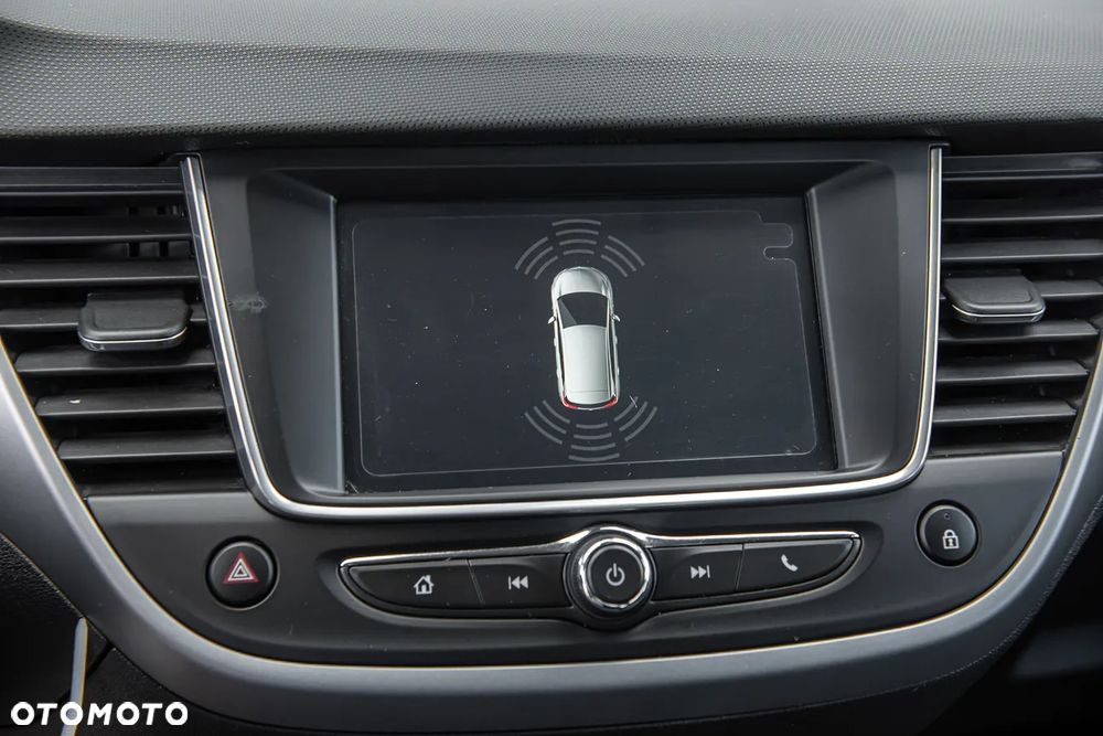 Opel Crossland X 1.2 T Eco 120 Lat S&S - 17