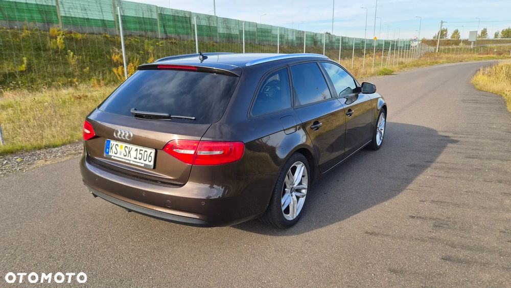 Audi A4 Avant 2.0 TDI DPF Attraction - 8