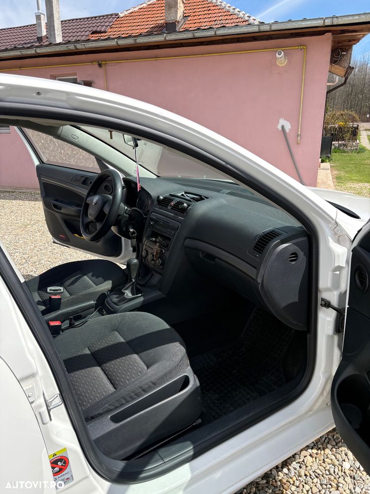 Skoda Octavia 1.6 TDI Classic - 5