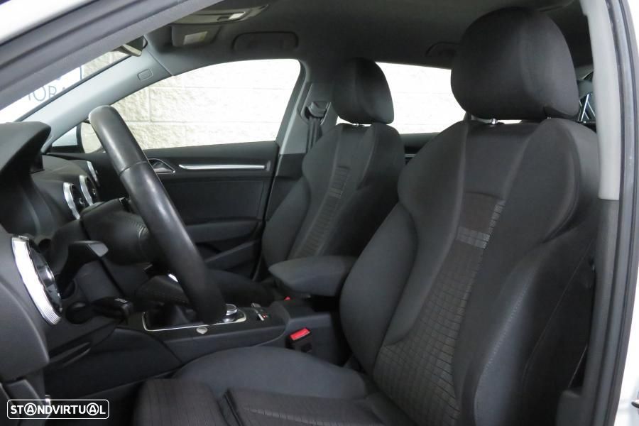 Audi A3 Sportback 2.0 TDI Sport - 8