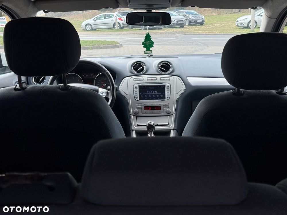 Ford Mondeo 1.8 TDCi Titanium - 22