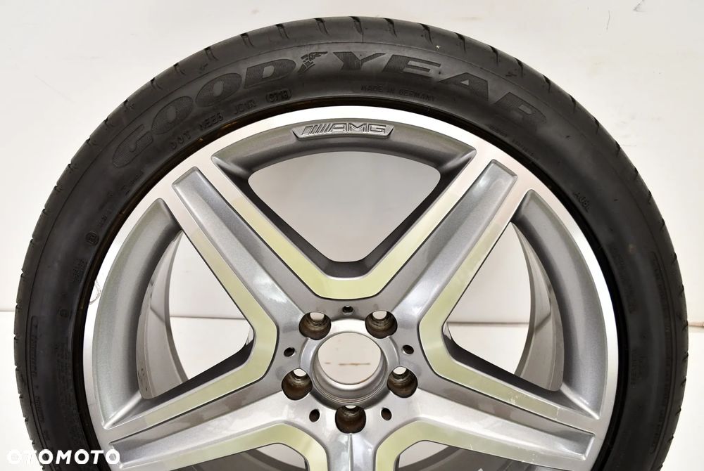 OPONA GOODYEAR EFFICIENTGRIP 235/45 R19 95V - 4