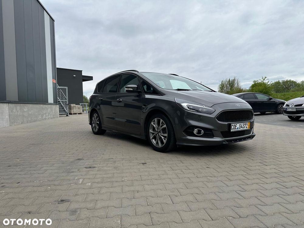 Ford S-Max - 10