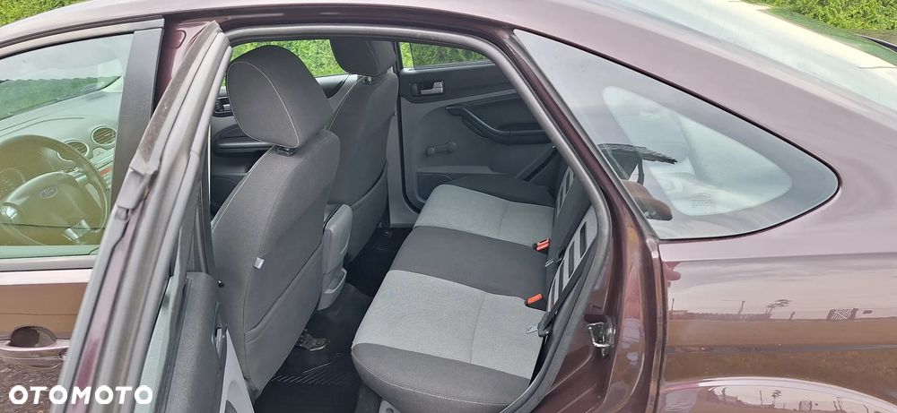 Ford Focus - 6