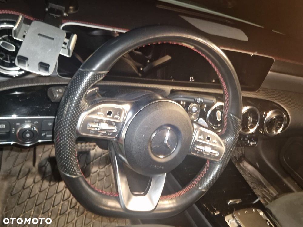 Mercedes-Benz CLA 220 4-Matic AMG Line 7G-DCT - 6