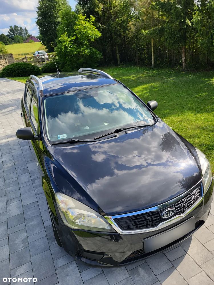 Kia Ceed - 4
